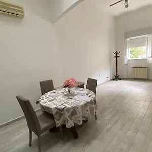 La Casa Del Pescatore Viareggio